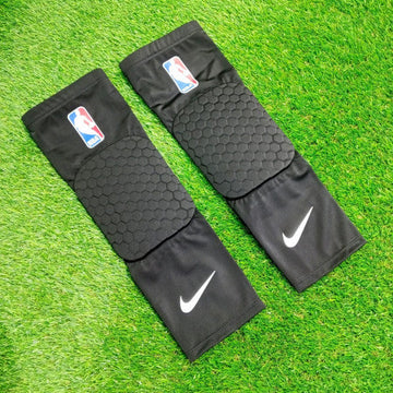 CR-045 RODILLERA DE BALONCESTO NBA NEGRO